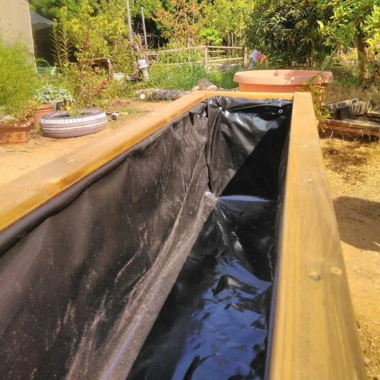 אדנית עץ גדולה לגינה ולמרפסת (1)