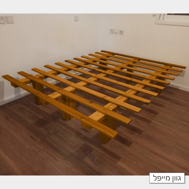 בסיס מיטה מעץ להרכבה עצמית דגם "שרון" בגוון מייפל חום דבש